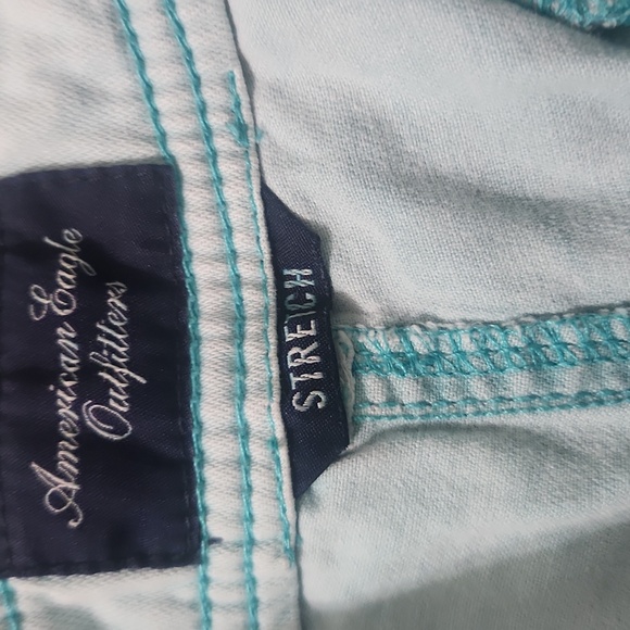 American Eagle Low Rise Distressed Fade Shorts - Picture 6 of 8